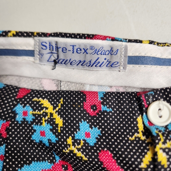 Shire-Tex Davenshire VTG Womens |11/12-Modern Size S| Bird/Flower Shorts - Picture 7 of 8